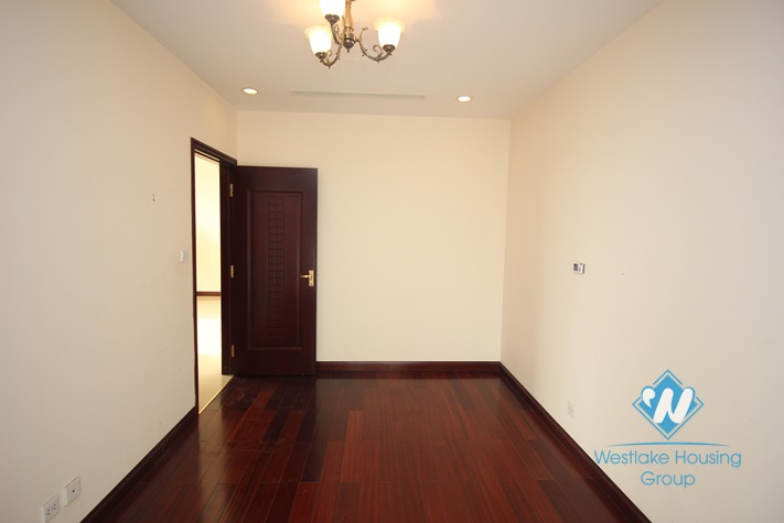 High floor three apartment for rent in Royal City, Ha Noi